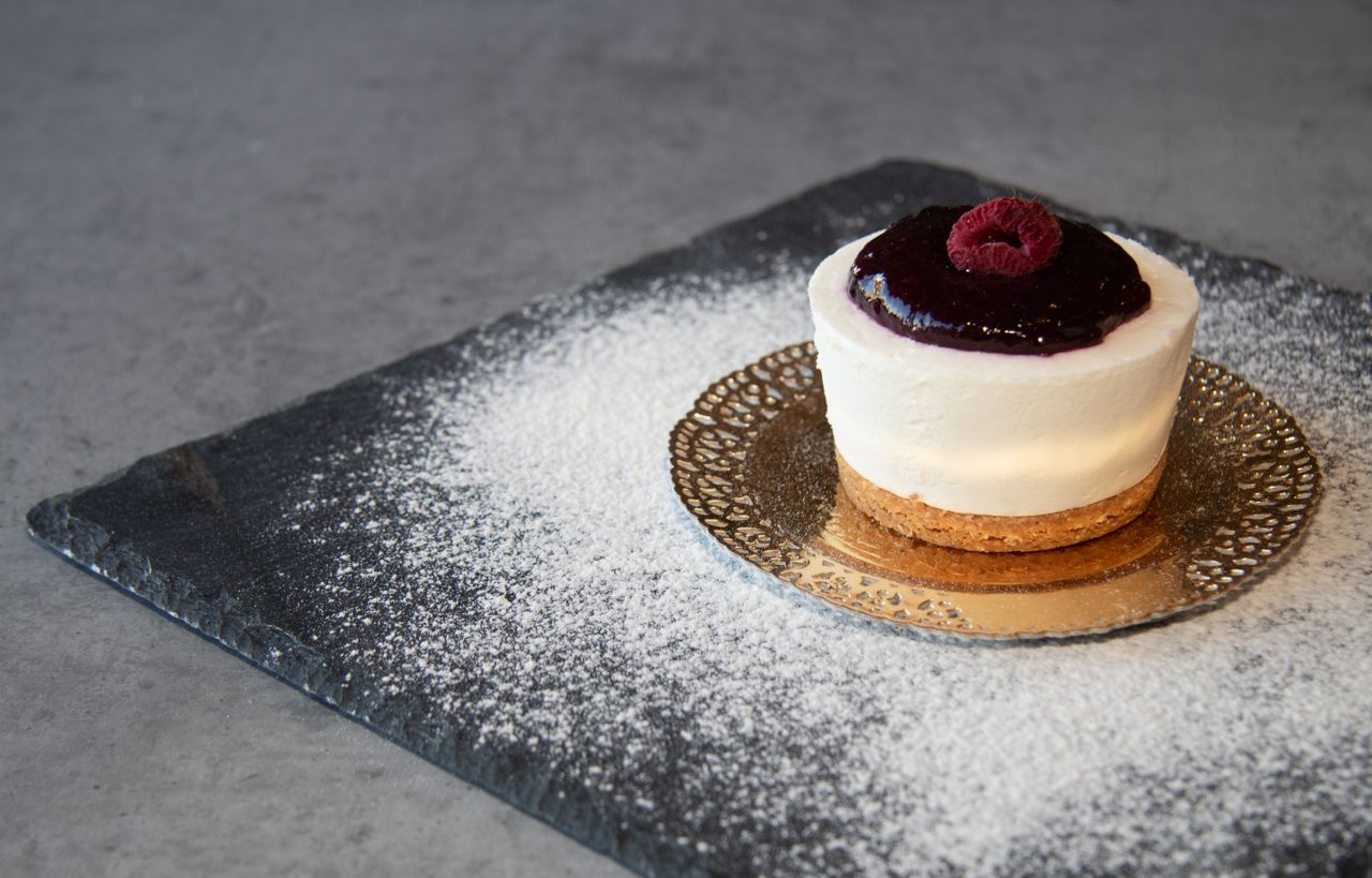 Mini cheesecake bite, one of the easy no bake dessert recipes for beginners