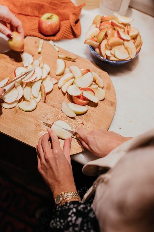 Slicing apples for stovetop apple crisp recipe