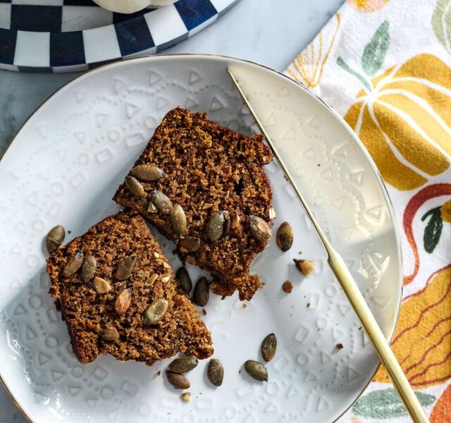 10-Ingredient Eggless Pumpkin Bread Recipe – Incredibly Moist & Easy Loaf