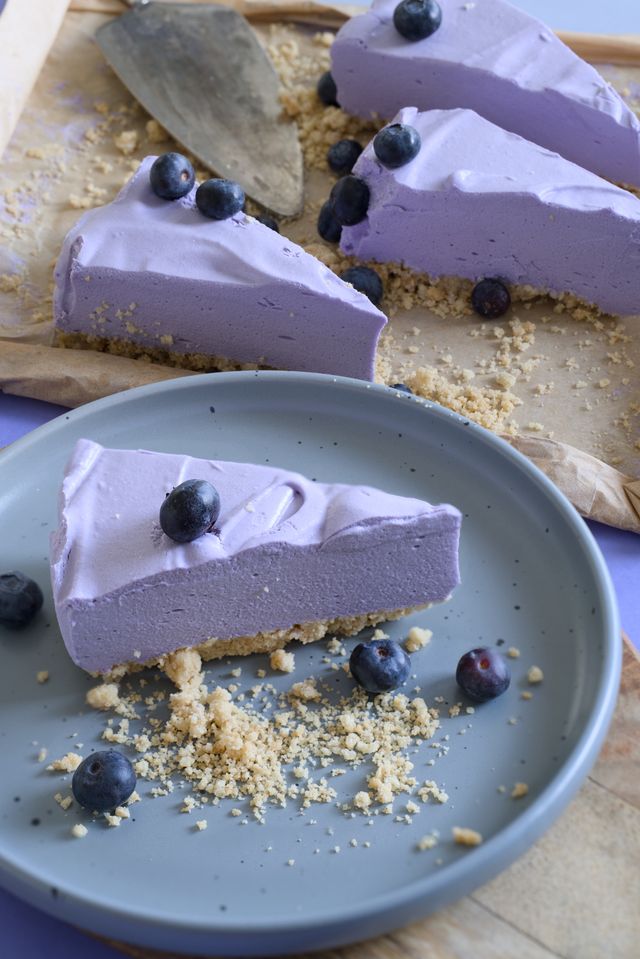 Creamy no-bake cheesecake slice on a plate